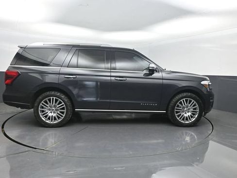 Used 2022 Ford Expedition Platinum AWD/4WD image 33