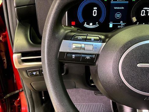 Used 2025 Hyundai Tucson SEL image 11