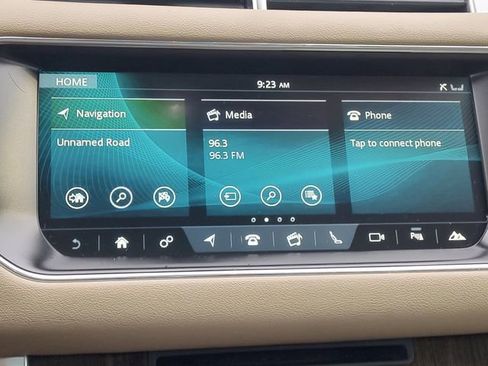 Used 2017 Land Rover Range Rover Sport HSE image 14