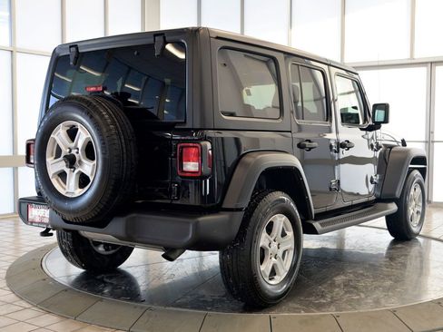 Used 2021 Jeep Wrangler Unlimited Sport image 8