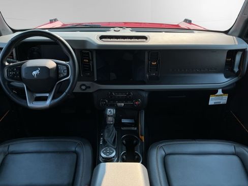 Certified 2023 Ford Bronco Badlands w/ Sasquatch Package AWD/4WD image 10