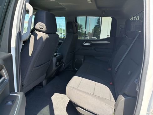 Used 2022 Chevrolet Silverado 1500 RST AWD/4WD image 5