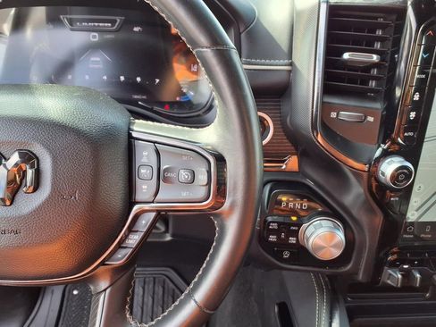 Used 2024 RAM 1500 Limited image 11