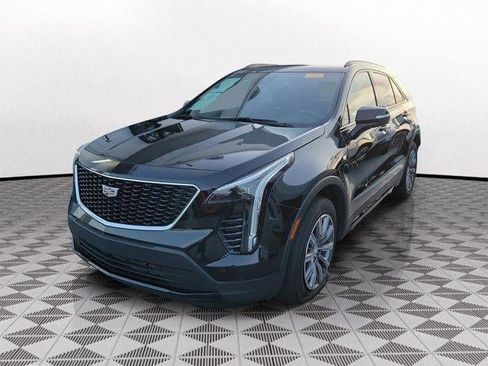 Certified 2023 Cadillac XT4 Sport FWD image 3