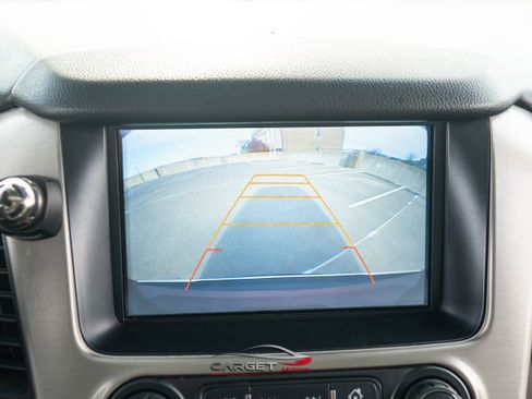 Used 2017 GMC Yukon Denali w/ Open Road Package image 32