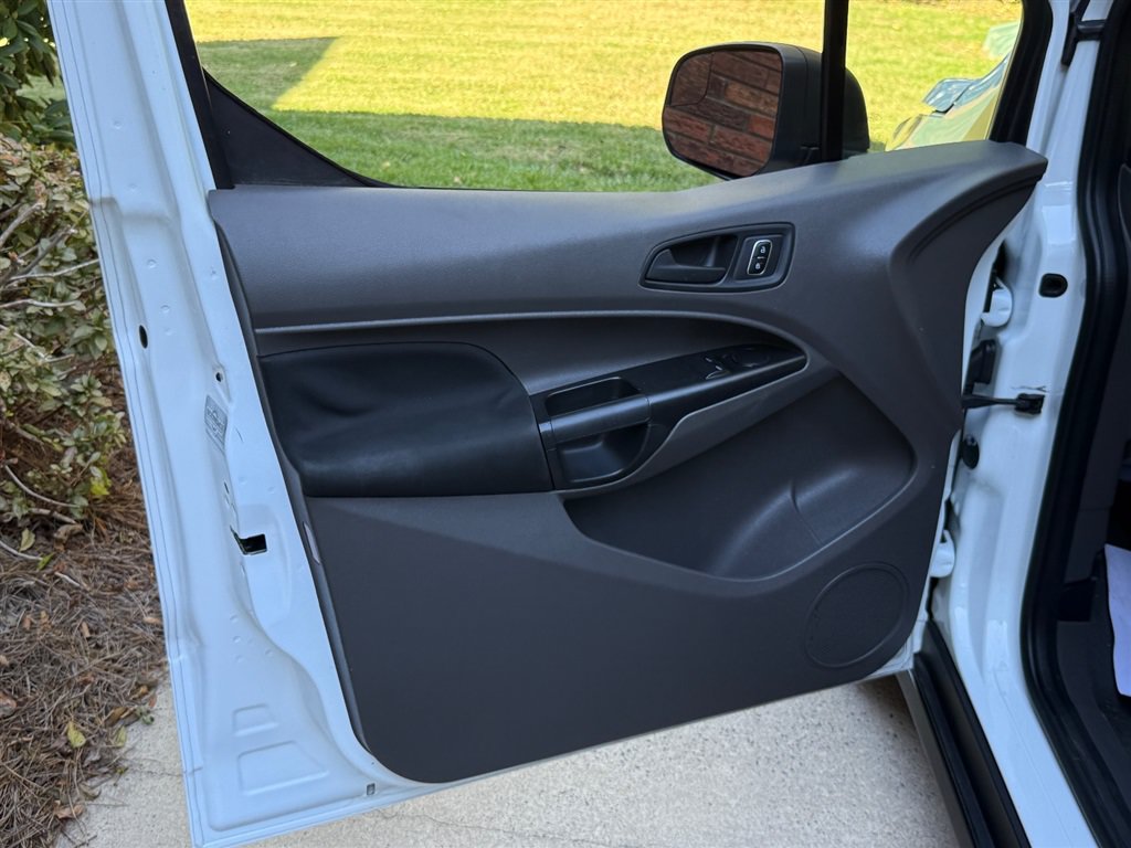 Used 2020 Ford Transit Connect XL FWD image 31