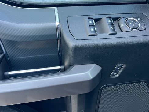Used 2018 Ford F150 XLT w/ Equipment Group 302A Luxury AWD/4WD image 8