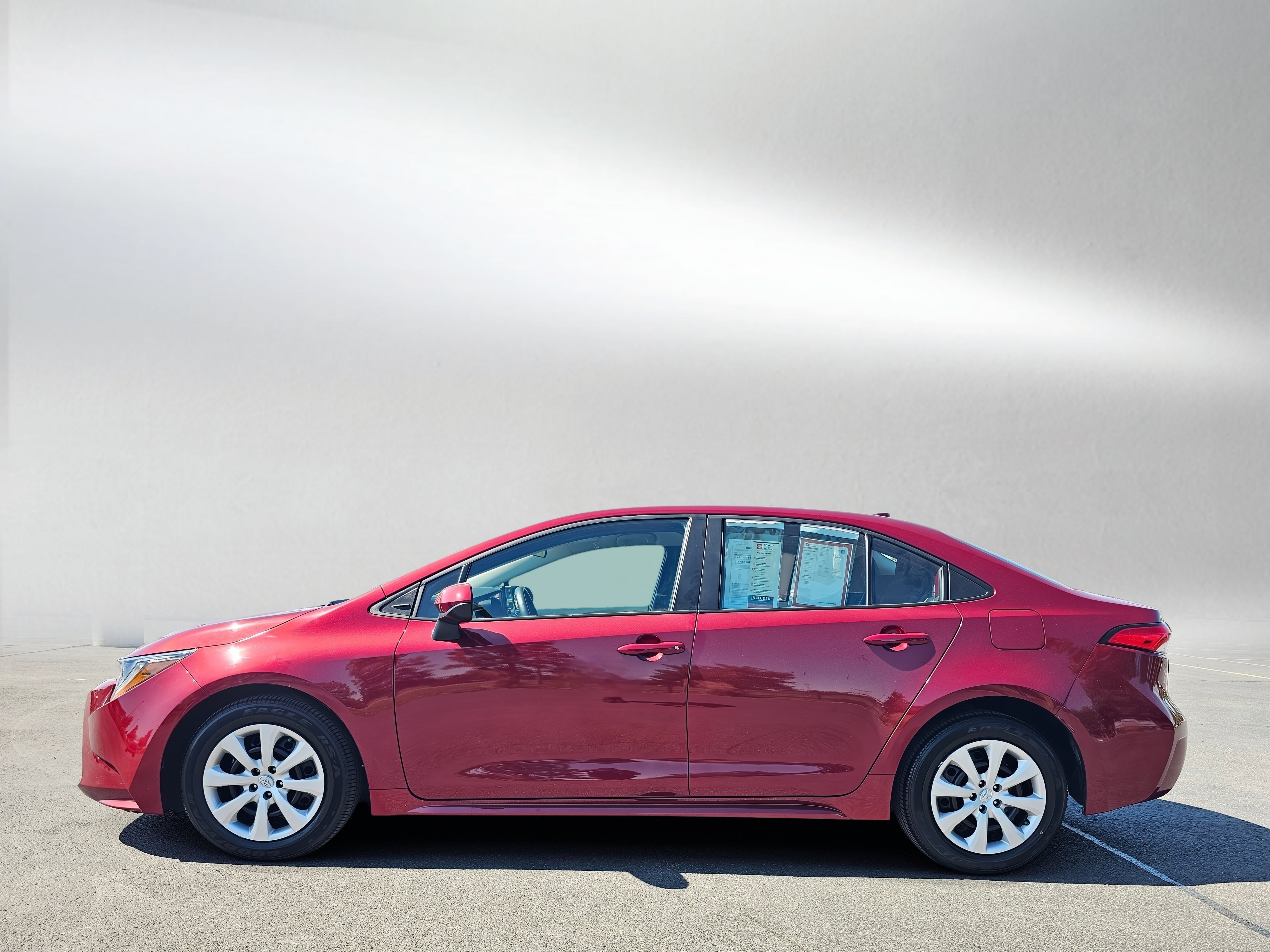 Certified 2025 Toyota Corolla LE FWD image 3