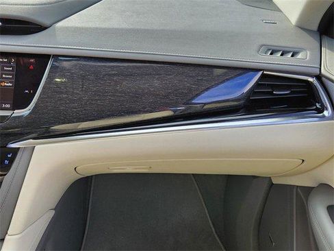 Certified 2023 Cadillac XT6 Premium Luxury image 20