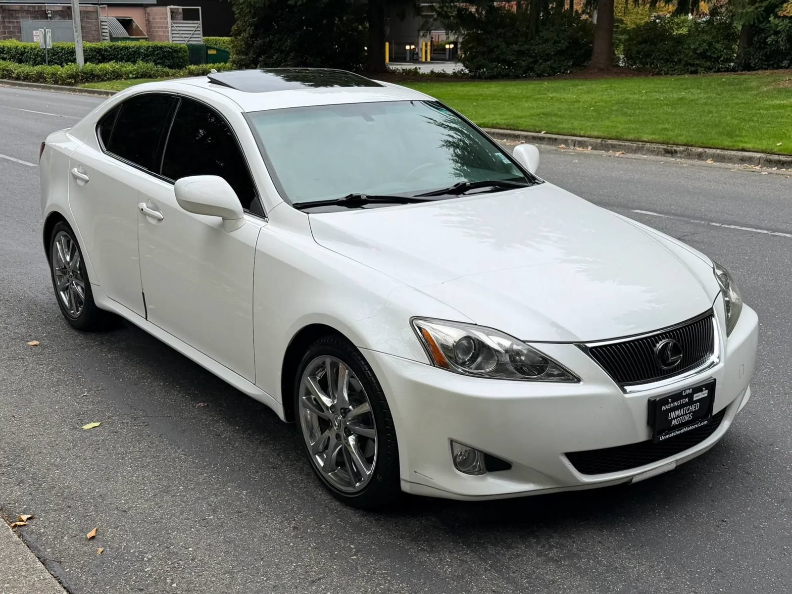 Used 2007 Lexus IS 250 w/ Premium Pkg RWD image 4