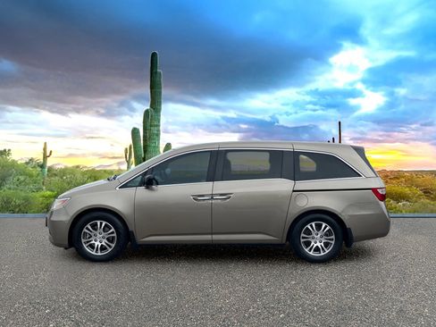Used 2012 Honda Odyssey EX-L image 3