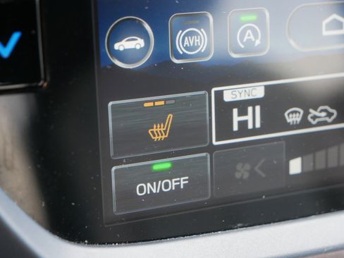 Used 2025 Subaru Forester Premium image 28