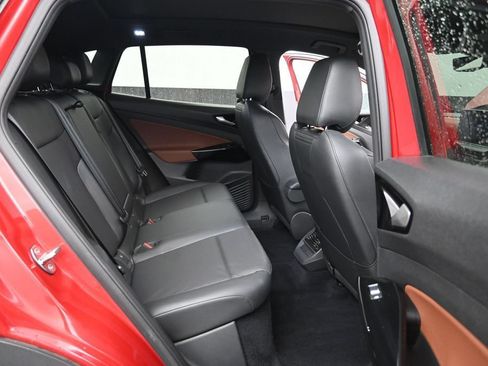 Used 2021 Volkswagen ID.4 Pro S RWD image 16