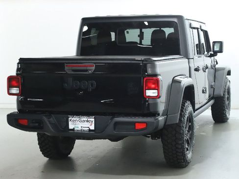 Used 2022 Jeep Gladiator Sport AWD/4WD image 45