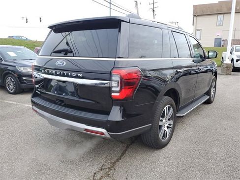 Used 2023 Ford Expedition Limited image 4