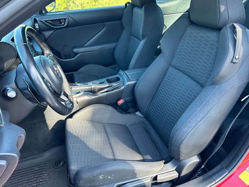 Used 2022 Toyota GR86 image 14