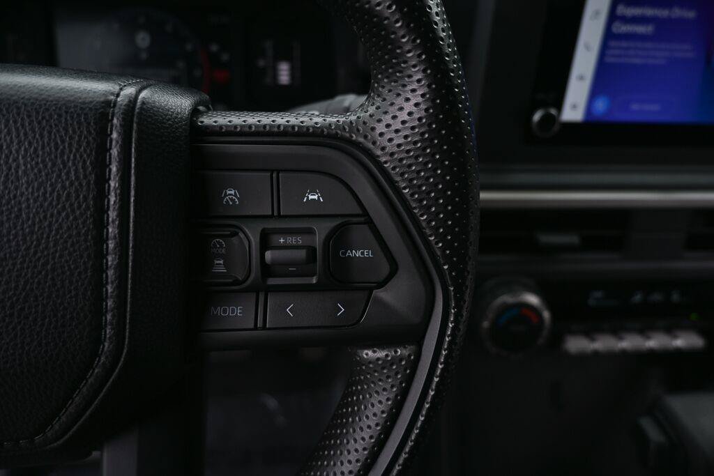 Used 2024 Toyota Tacoma SR AWD/4WD image 11