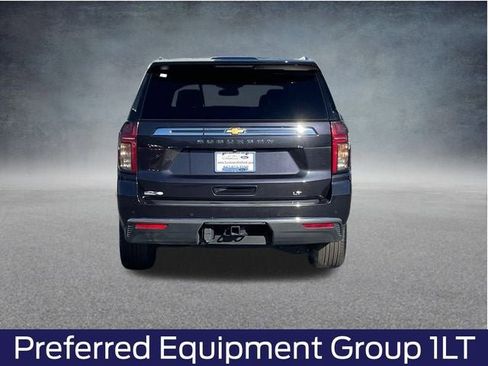 Used 2024 Chevrolet Suburban LT image 5