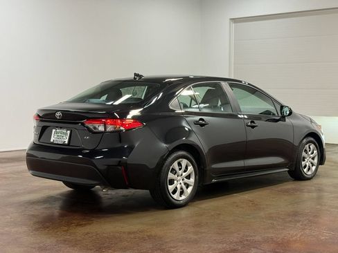 Used 2024 Toyota Corolla LE FWD image 25