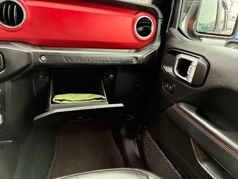 Used 2022 Jeep Wrangler Unlimited Rubicon w/ LED Lighting Group image 46