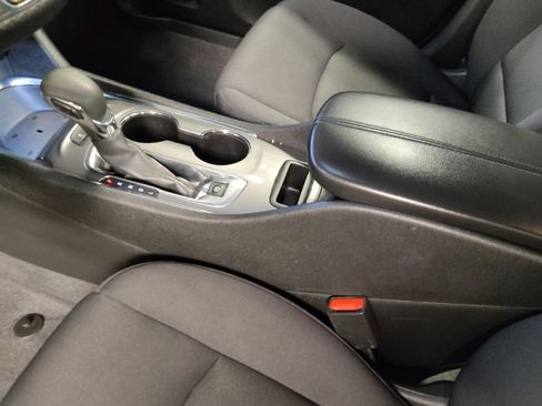 Used 2024 Chevrolet Malibu LT image 26