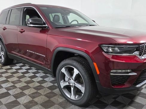 New 2025 Jeep Grand Cherokee Limited w/ Trailer Tow Package image 1