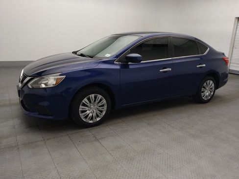 Used 2019 Nissan Sentra S FWD image 2