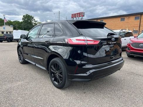 Certified 2024 Ford Edge ST-Line AWD/4WD image 6