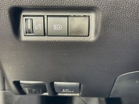 Certified 2025 Toyota RAV4 XLE AWD/4WD image 11