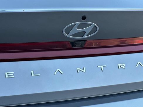 Used 2024 Hyundai Elantra SEL FWD image 26