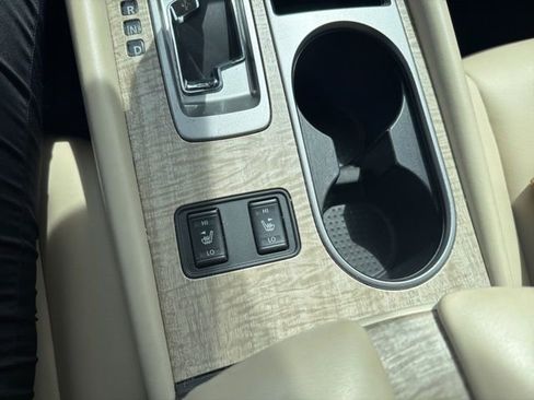 Used 2023 Nissan Murano SV image 7