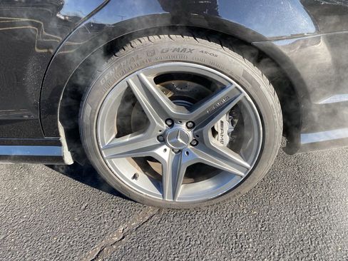 Used 2009 Mercedes-Benz C 63 AMG Sedan image 8