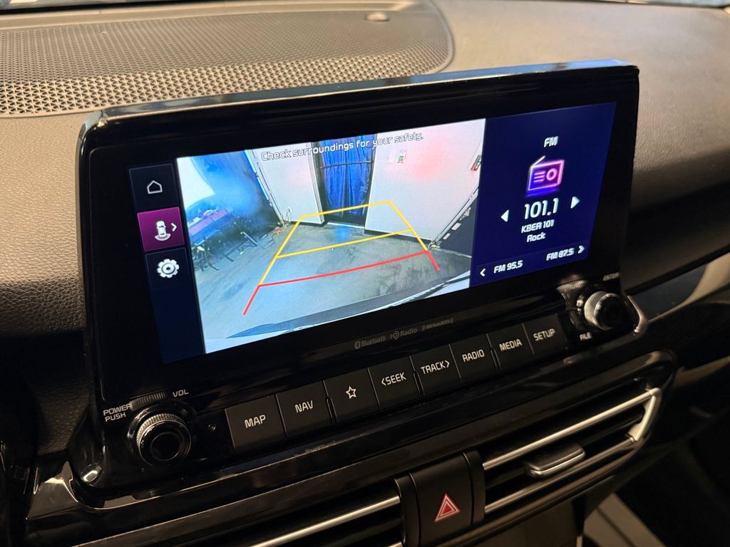 Used 2023 Kia Seltos EX AWD/4WD image 15