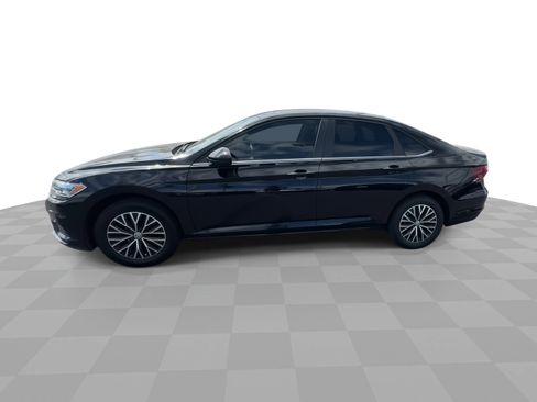 Used 2020 Volkswagen Jetta SE image 5