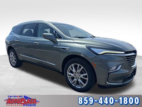 Used 2023 Buick Enclave Essence w/ Experience Buick Package AWD/4WD image 8