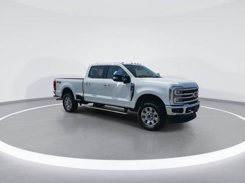 Used 2024 Ford F250 King Ranch w/ Chrome Package image 3