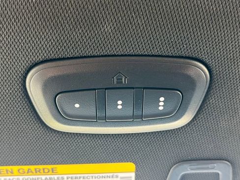 Used 2024 Jeep Grand Cherokee Limited w/ Luxury Tech Group II image 33