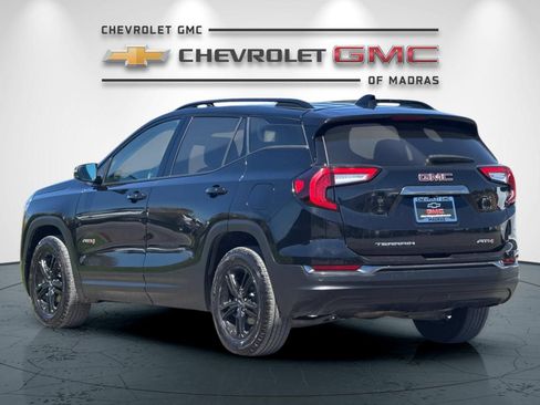 Used 2023 GMC Terrain AT4 AWD/4WD image 5