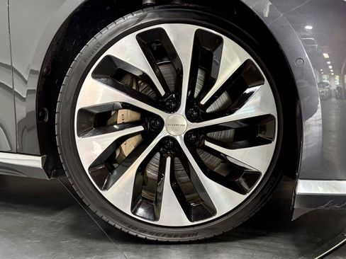 Used 2024 Lucid Air Touring AWD/4WD image 11