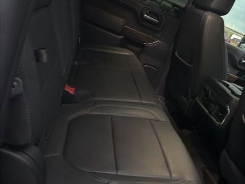 Used 2022 GMC Sierra 2500 SLT w/ SLT Preferred Package image 34