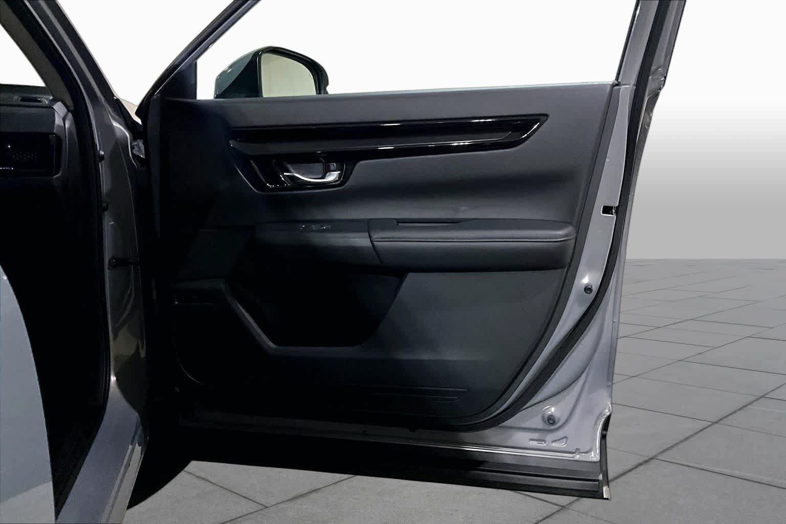 Used 2025 Honda CR-V EX-L image 22