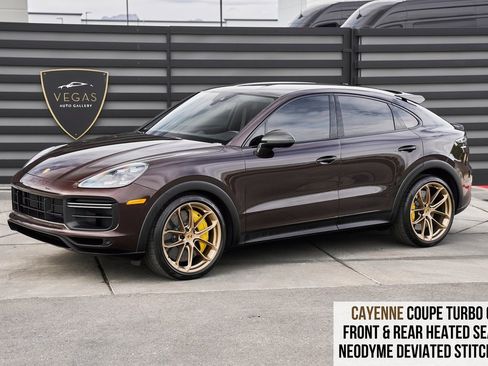 Used 2022 Porsche Cayenne Turbo GT image 1