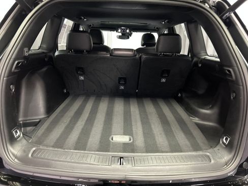 Used 2023 Jeep Grand Cherokee Altitude image 24