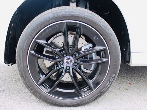 Used 2025 Mercedes-Benz GLE 580 4MATIC image 8