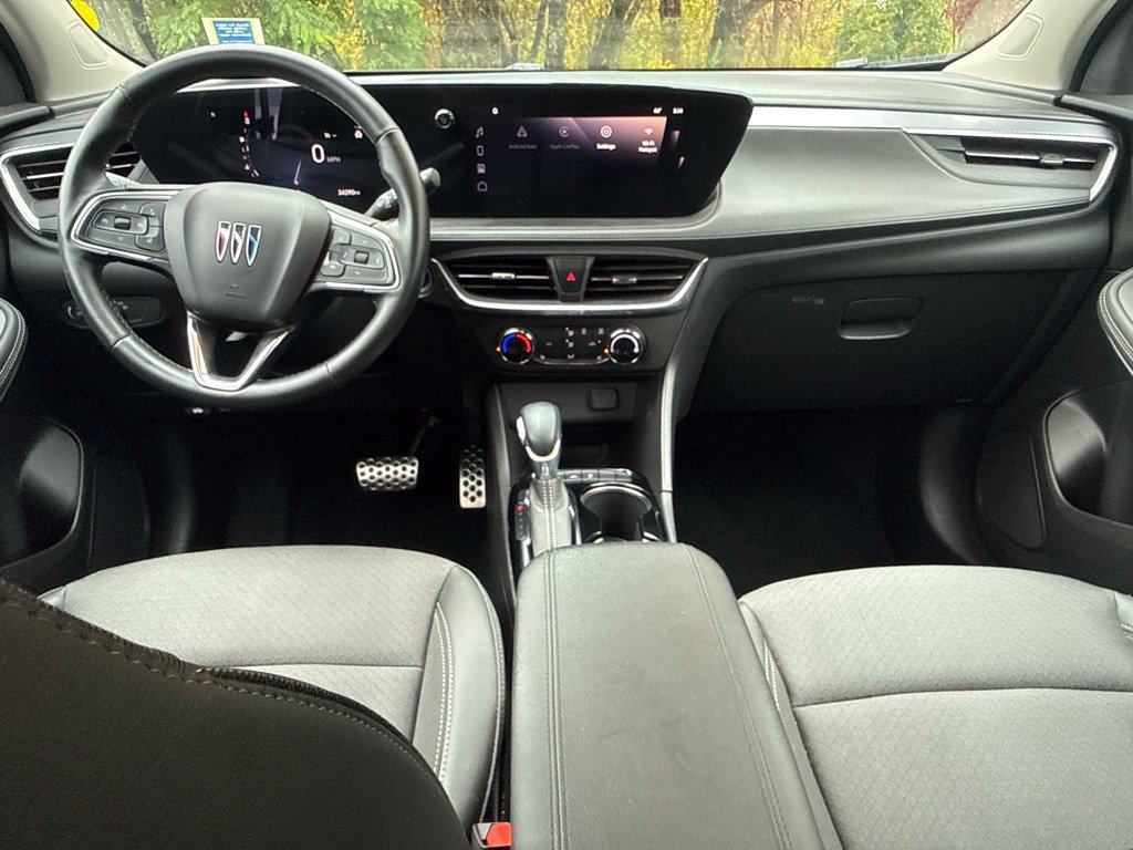 Used 2024 Buick Encore GX Preferred w/ Comfort Package AWD/4WD image 16
