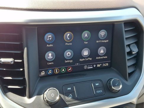 Used 2021 GMC Acadia SLT FWD image 15