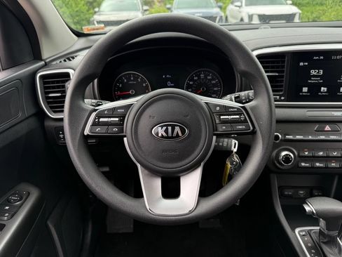Used 2020 Kia Sportage LX AWD/4WD image 28