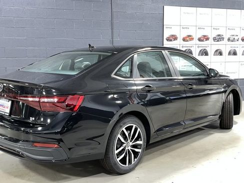 New 2025 Volkswagen Jetta SE image 5