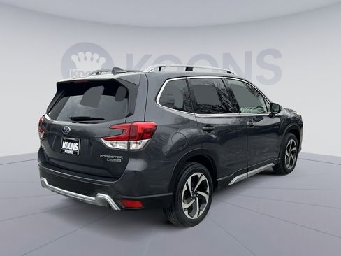 Used 2022 Subaru Forester Touring image 7