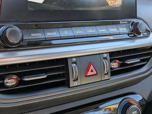 Used 2019 Kia Forte Sedan image 7